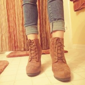 SOLD | Oxford Lace Up Ankle Boot Wedges